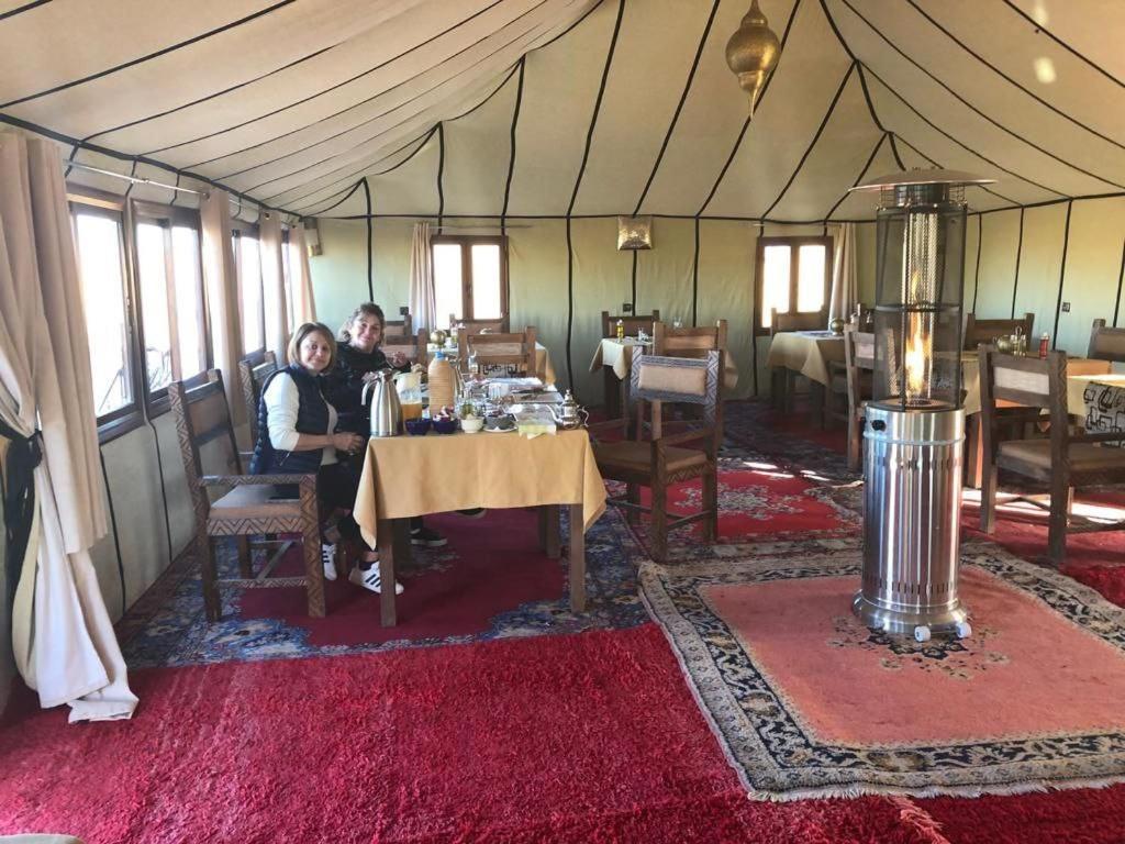 梅尔祖卡 Sahara Luxury Camp Vip酒店 外观 照片