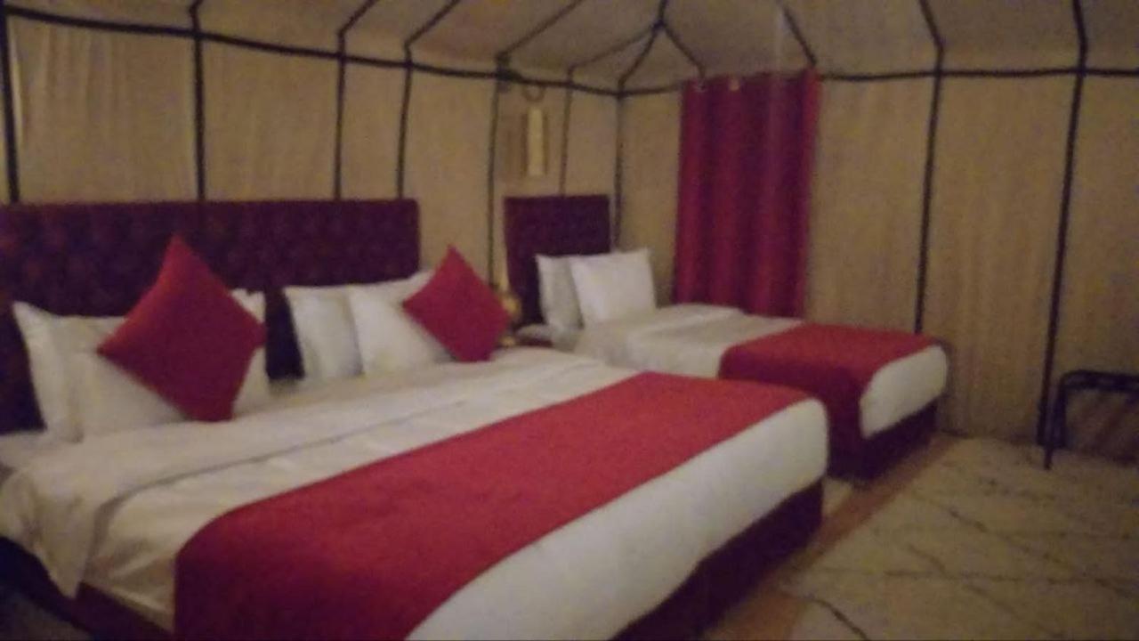 梅尔祖卡 Sahara Luxury Camp Vip酒店 外观 照片
